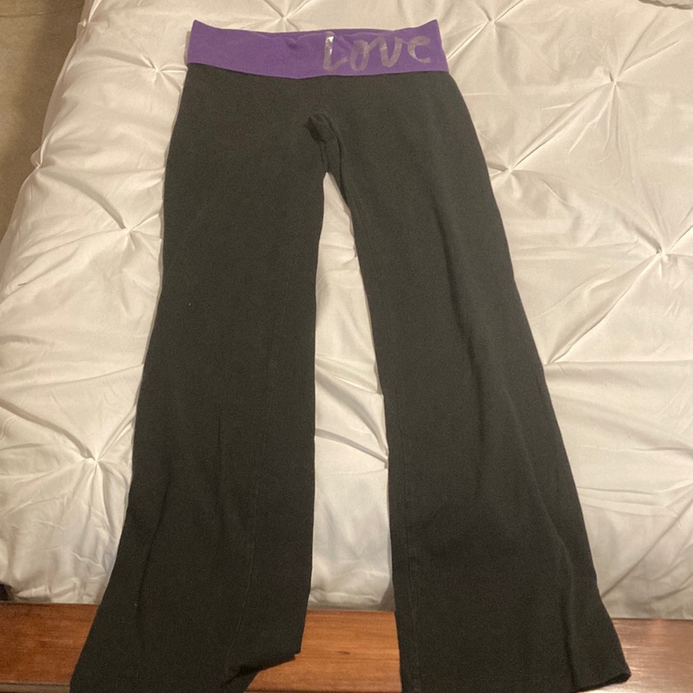 PINK yoga pants